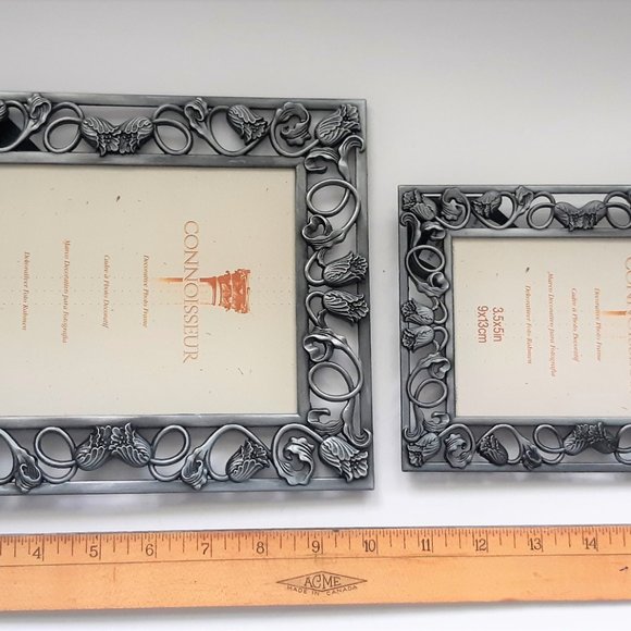 Metal Matching Pair Photo Frames Art Nouveau Style Tulips Ornate NOS Connoisseur - Picture 7 of 10